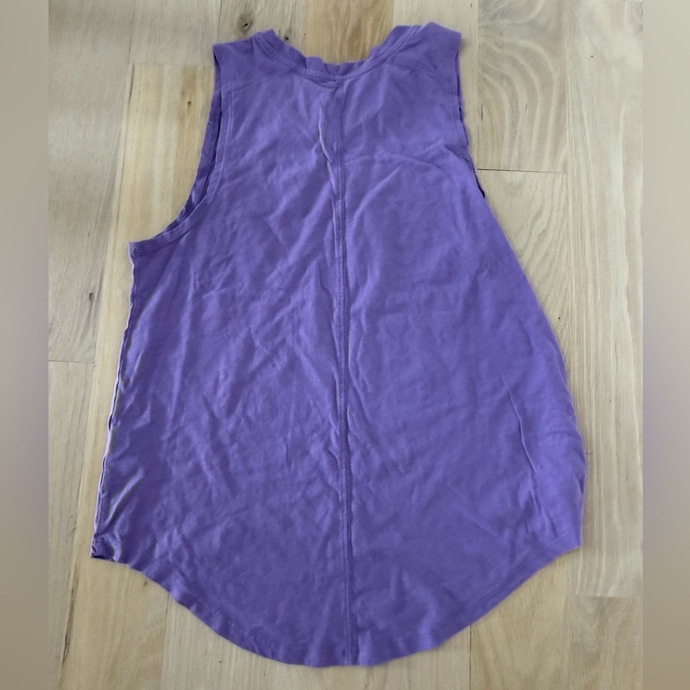 Peloton Women's Purple Muscle Tee - Picture 2 of 5